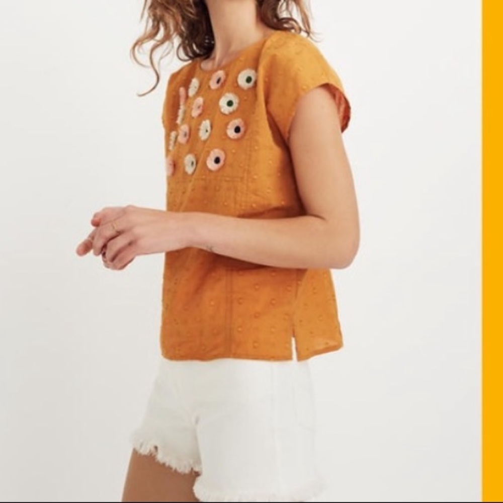 Madewell Embroidered Flower Top 🌸